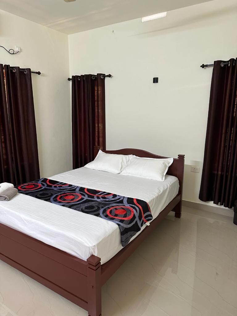 Snow White Villas Athirappilly Exterior photo